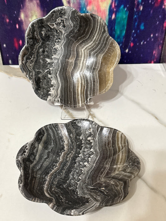 Zebra calcite flower bowl